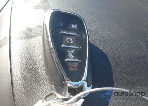 2018 Chevrolet Equinox Lt z USA, uszkodzony, nr VIN 3GNAXJEV5JL115358